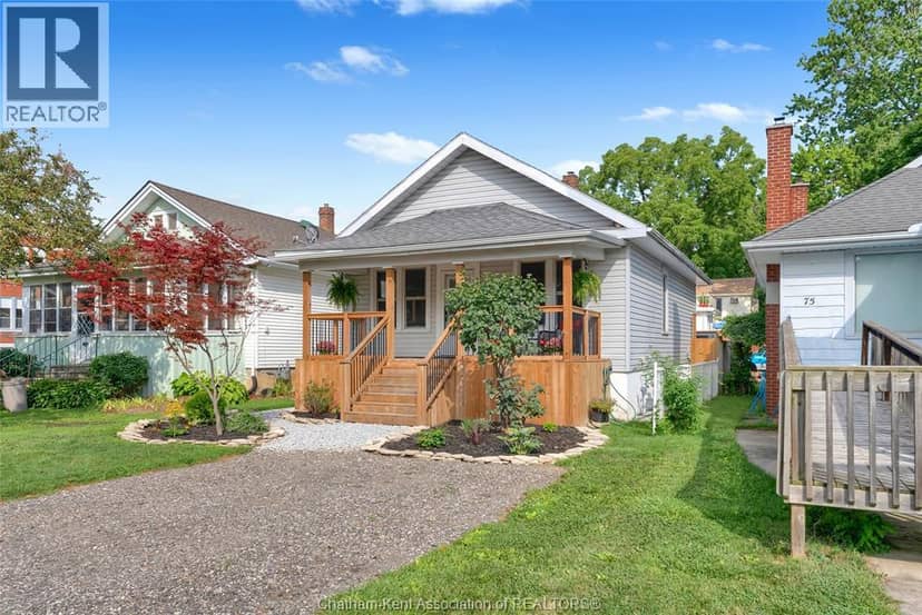 71 Forest STREET — photo 2 of 40