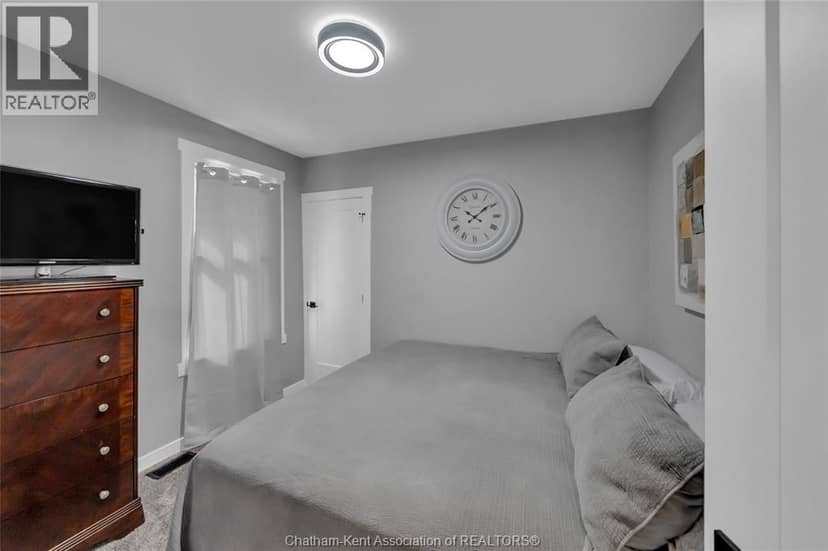 71 Forest STREET — photo 20 of 40