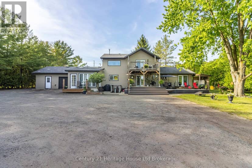 545228 Pattullo Avenue — photo 3 of 40