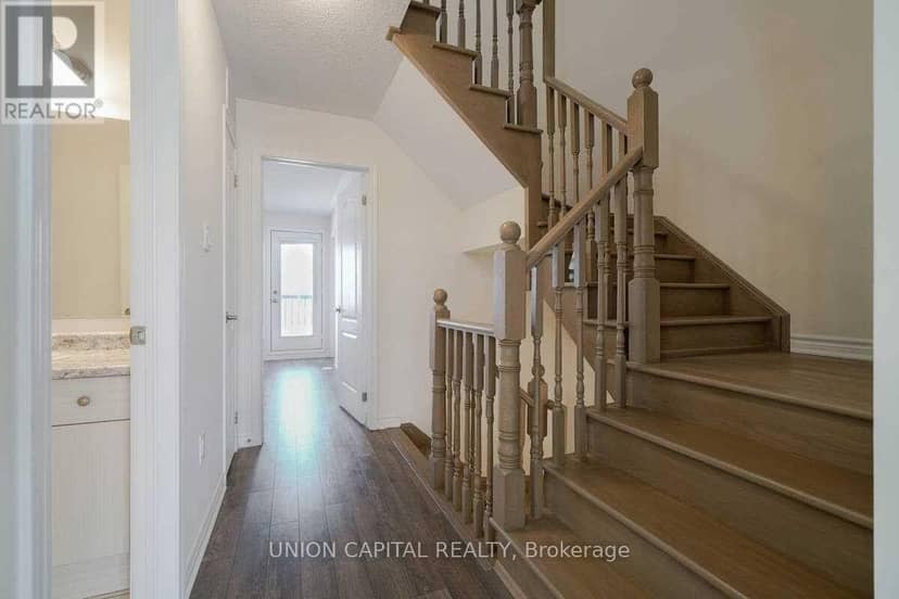 90 Cornell Centre Boulevard — photo 28 of 40