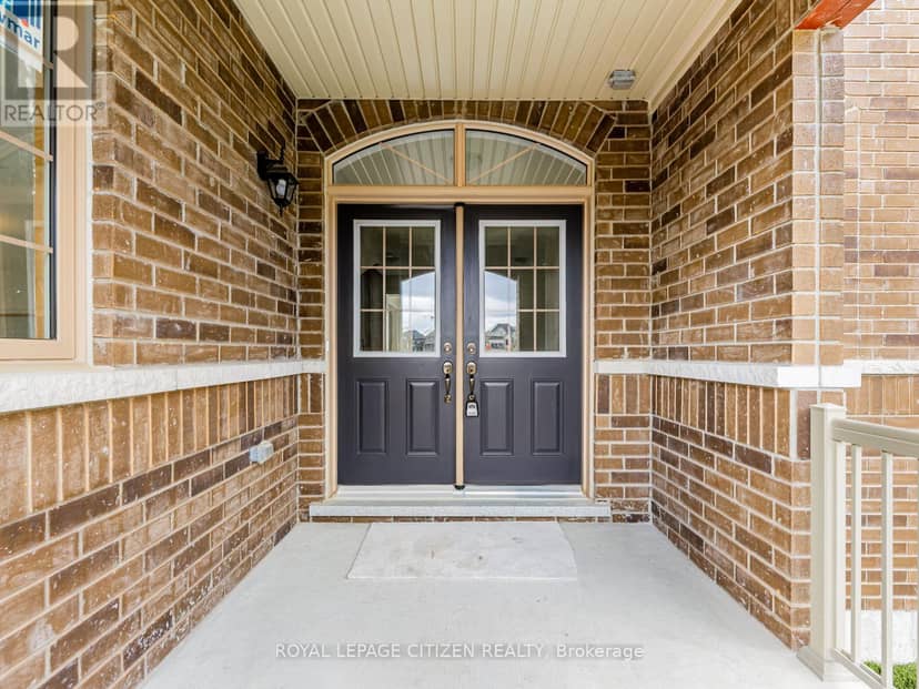 63 Fenn Crescent — photo 3 of 40