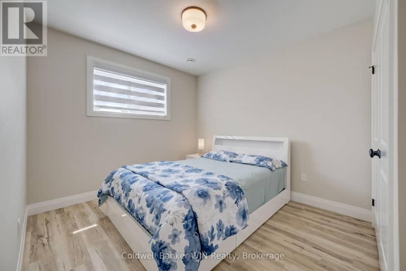 430 Wellington Street E — photo 28 of 38