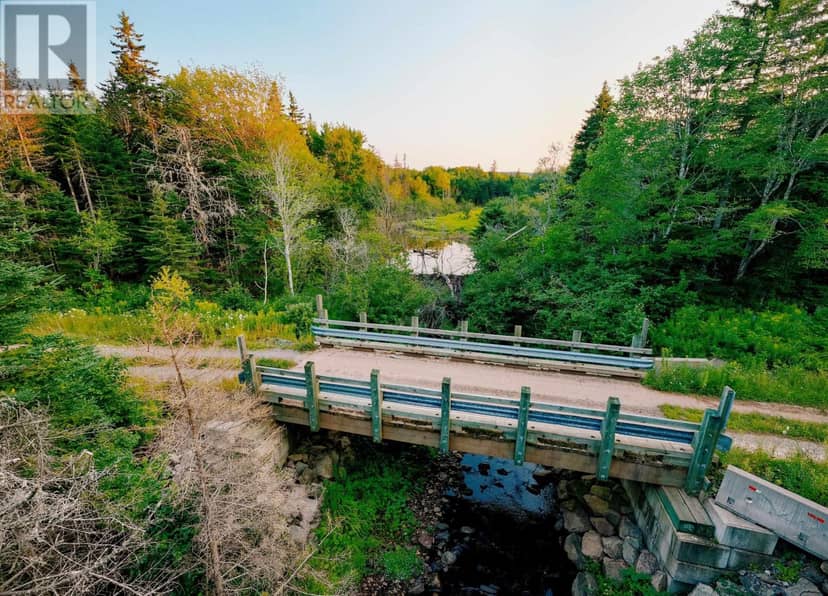 MacLennan Road — photo 10 of 14