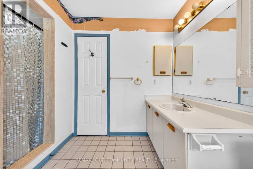 74 Richvale Drive — photo 17 of 30
