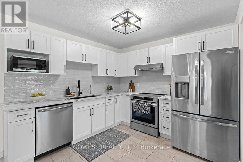 128 Mullin Street — photo 8 of 40