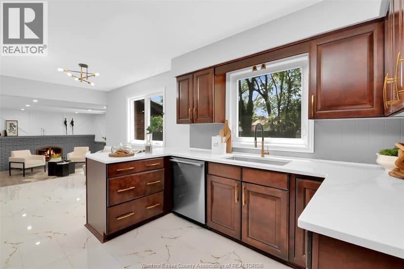 3045 Claxton Court — photo 12 of 22