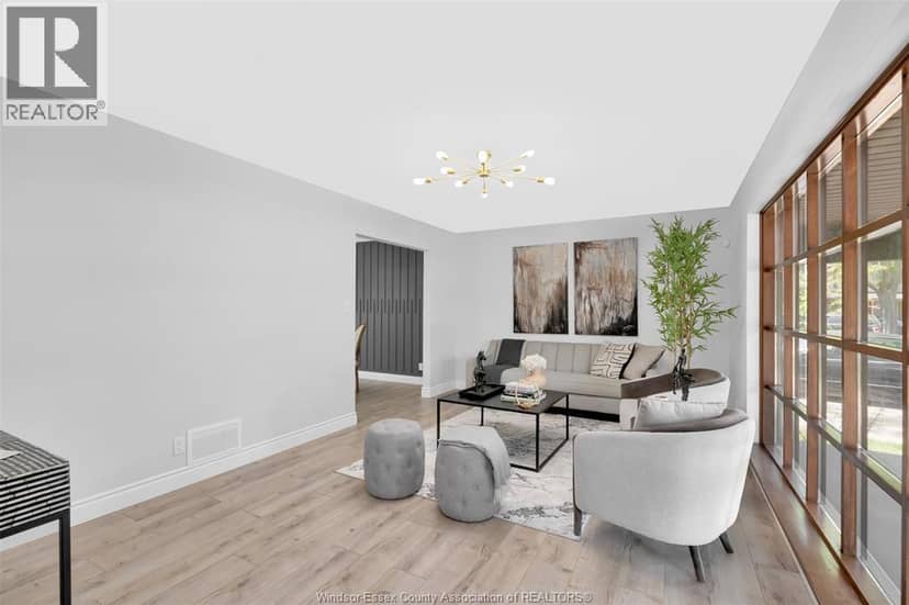 3045 Claxton Court — photo 4 of 22