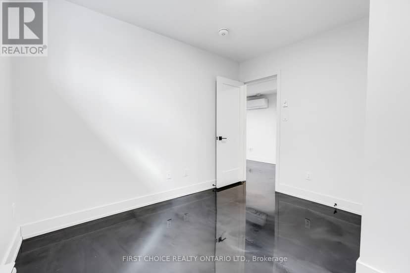269 Queen Mary Street — photo 38 of 40