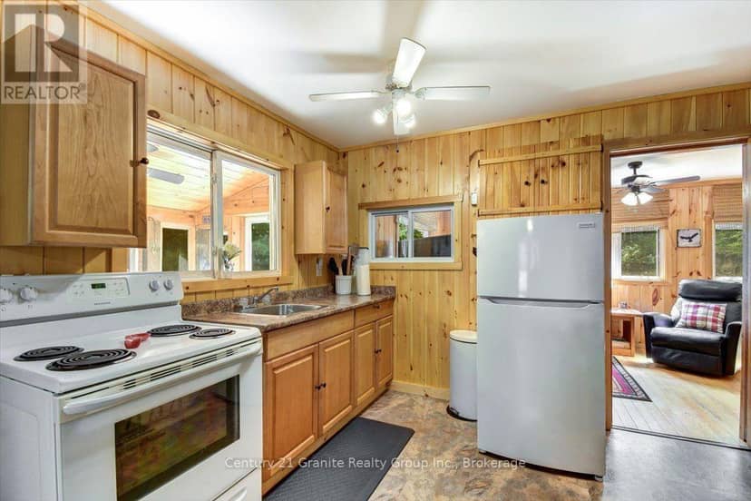 118 Bay Lake Road — photo 9 of 33