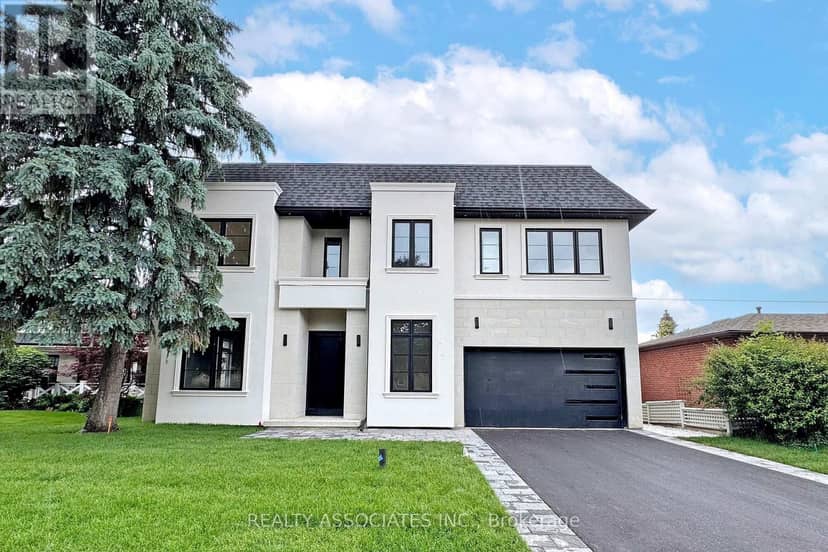 32 Cossar Avenue, Aurora