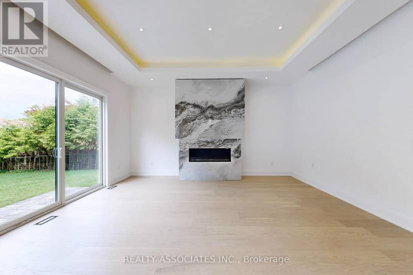 32 Cossar Avenue — photo 11 of 40