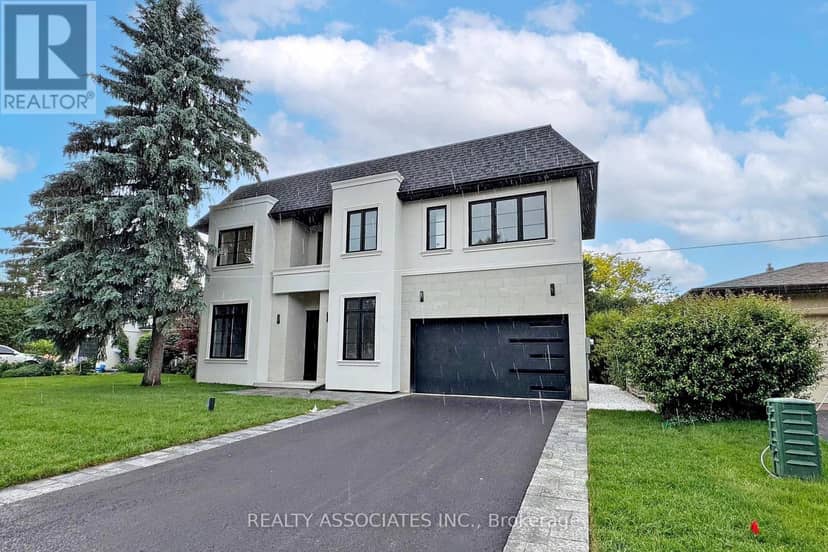 32 Cossar Avenue, Aurora, photo 2