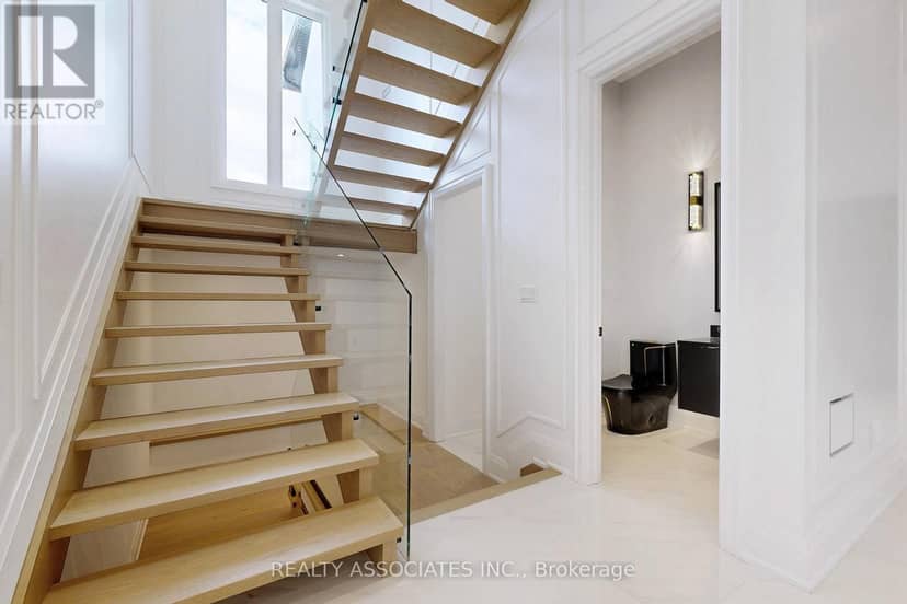 32 Cossar Avenue — photo 21 of 40