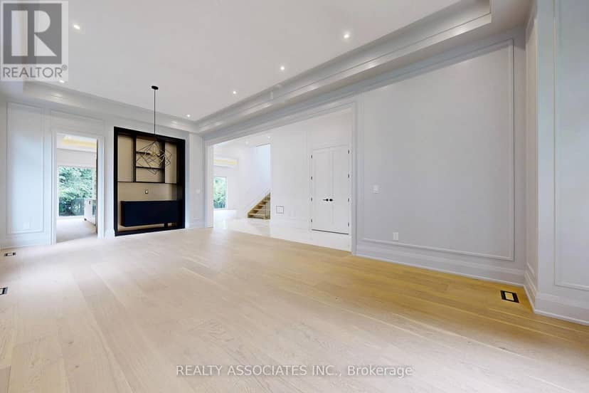 32 Cossar Avenue, Aurora, photo 6