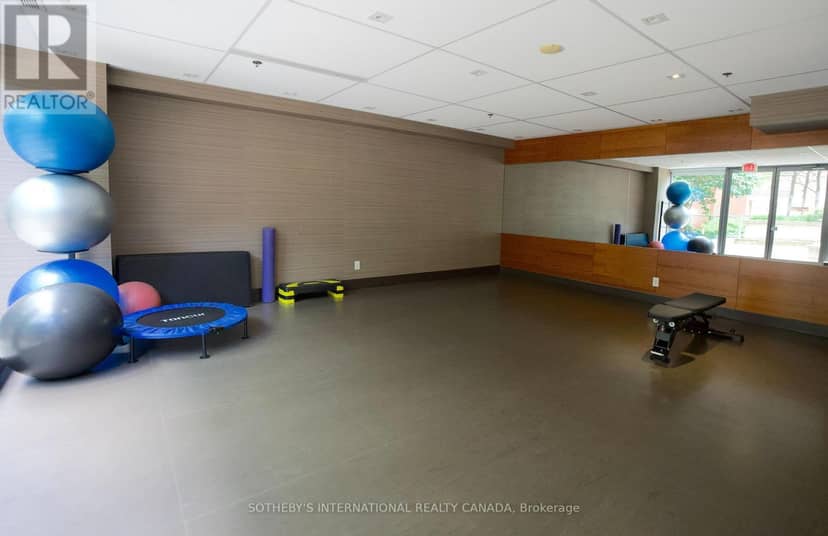 408 - 205 Frederick Street — photo 12 of 22