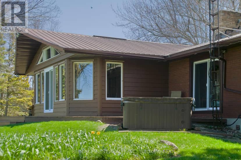 10930 Front Road — photo 31 of 40