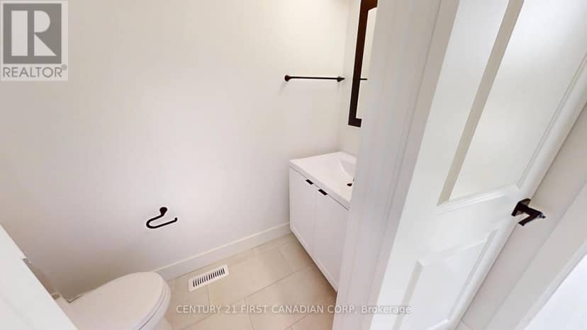 1225 Tulloch Avenue — photo 3 of 18