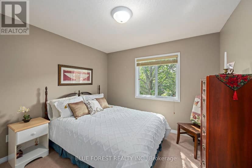 1233 Crosscreek Crescent — photo 22 of 40