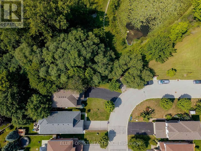 1233 Crosscreek Crescent — photo 33 of 40