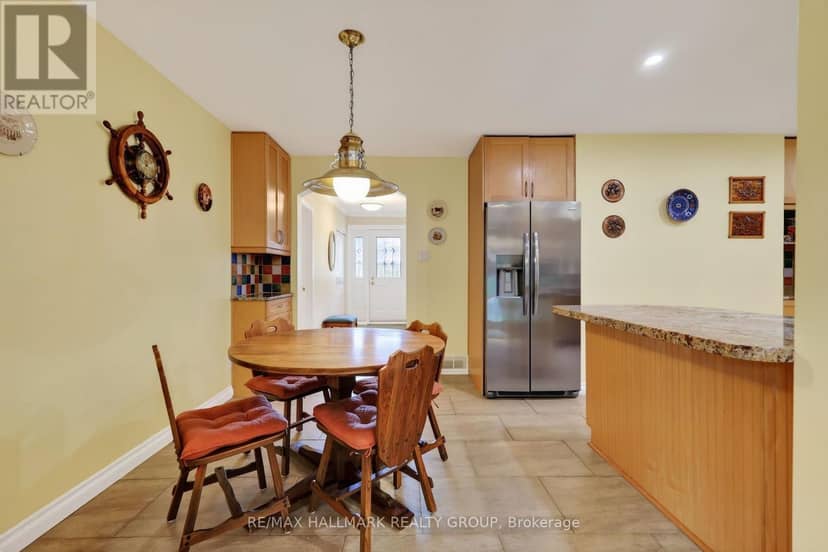 2692 Colman Street, Ottawa, photo 8