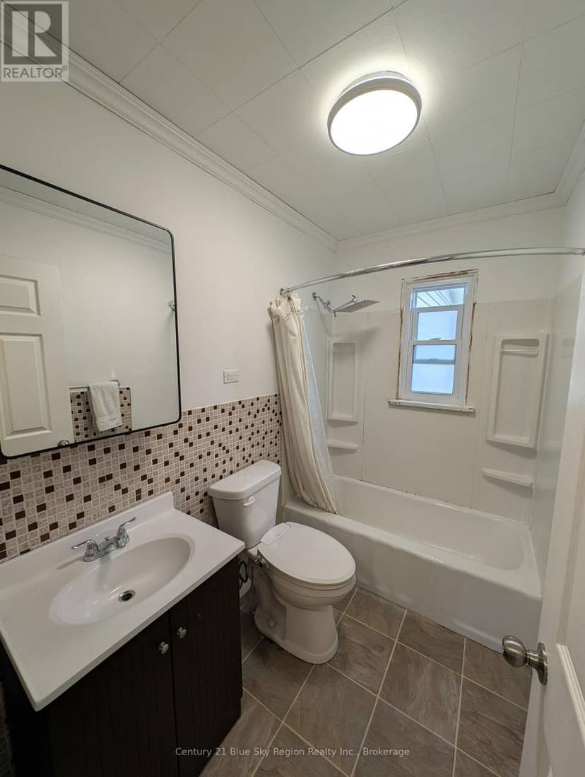 270 Belanger Street — photo 16 of 19
