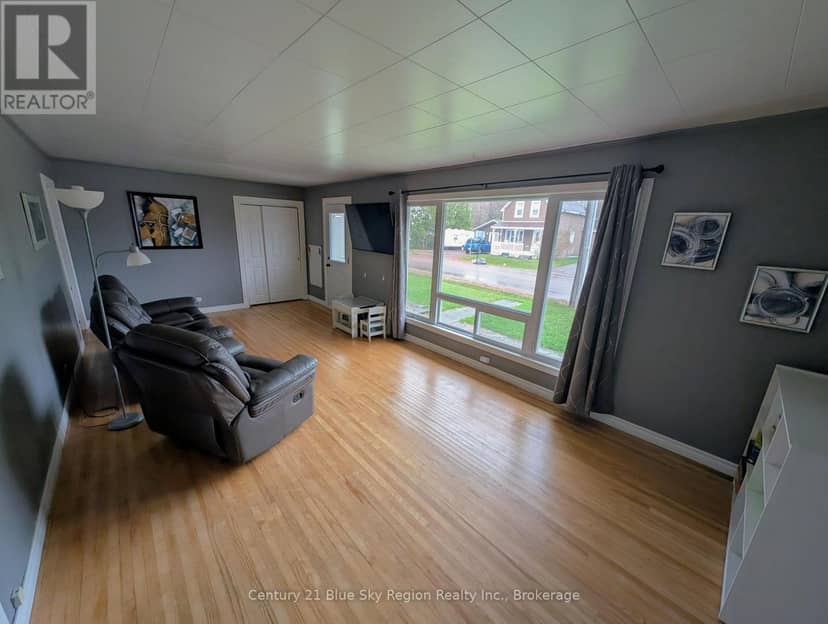 270 Belanger Street, West Nipissing, photo 5