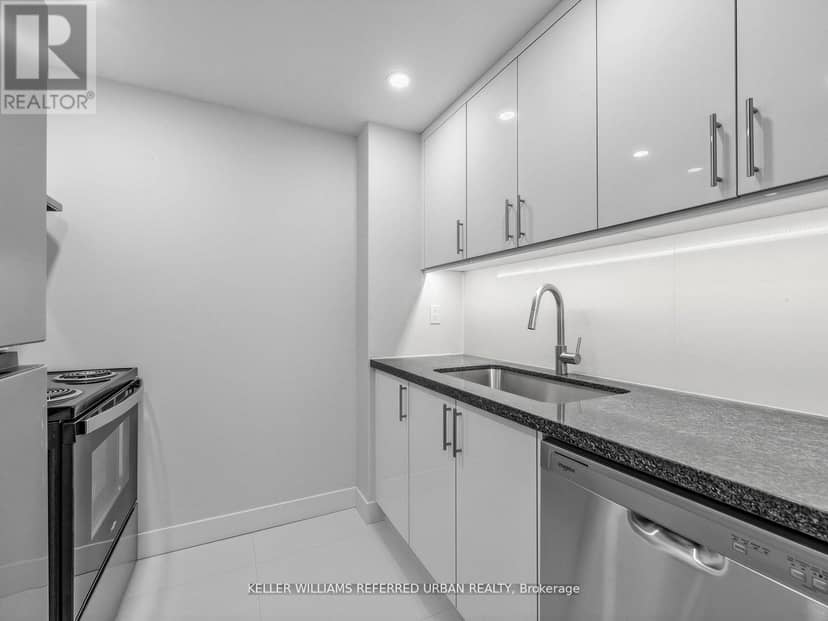217 - 7 Bishop Avenue, Toronto, photo 4