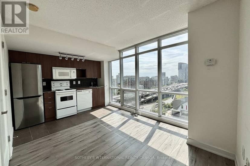1216 - 11 Brunel Court — photo 23 of 28
