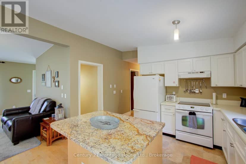 262845 Varney Road — photo 13 of 40