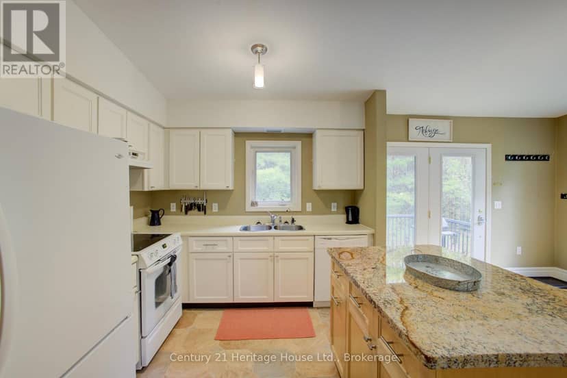 262845 Varney Road — photo 15 of 40
