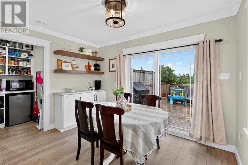 10 Anthonys Place — photo 17 of 40