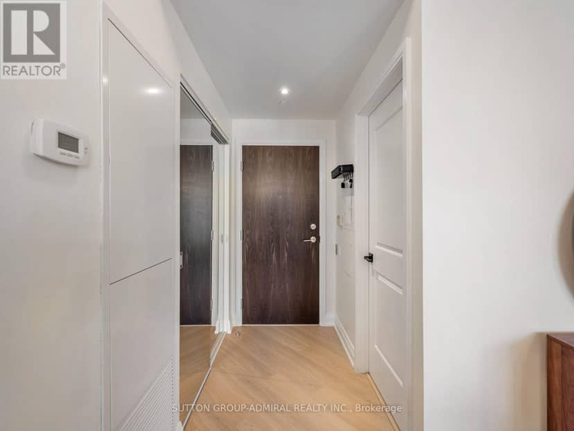 405 - 7608 Yonge Street, Vaughan, photo 2