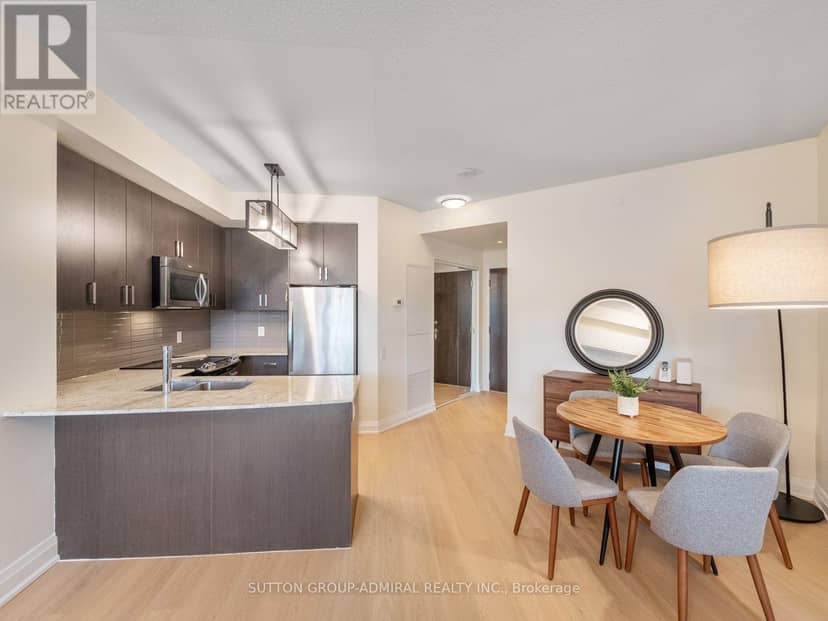 405 - 7608 Yonge Street — photo 9 of 40