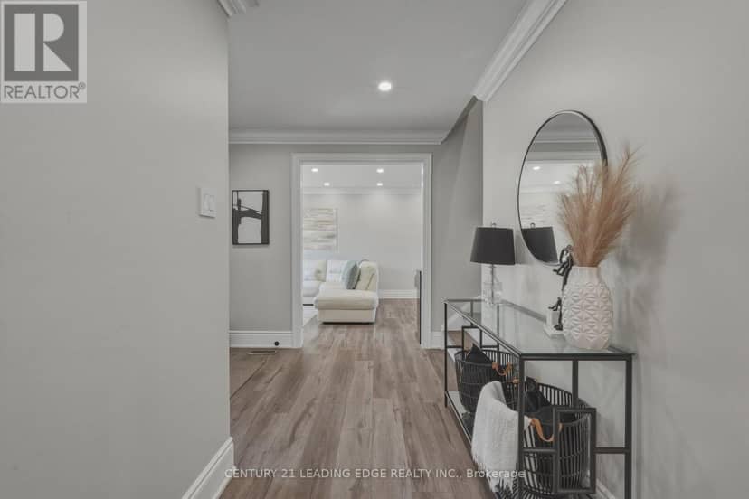 1100 Maclean Street — photo 14 of 40