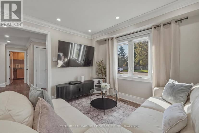 1100 Maclean Street — photo 21 of 40