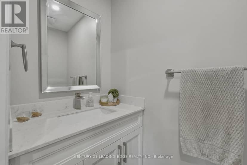 1100 Maclean Street — photo 24 of 40