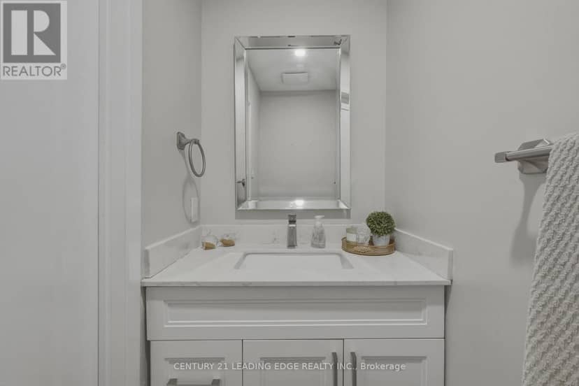 1100 Maclean Street — photo 25 of 40