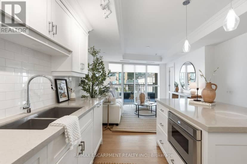 310 - 2060 Lakeshore Road — photo 14 of 40