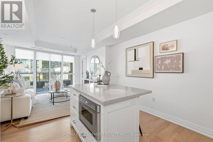 310 - 2060 Lakeshore Road — photo 15 of 40