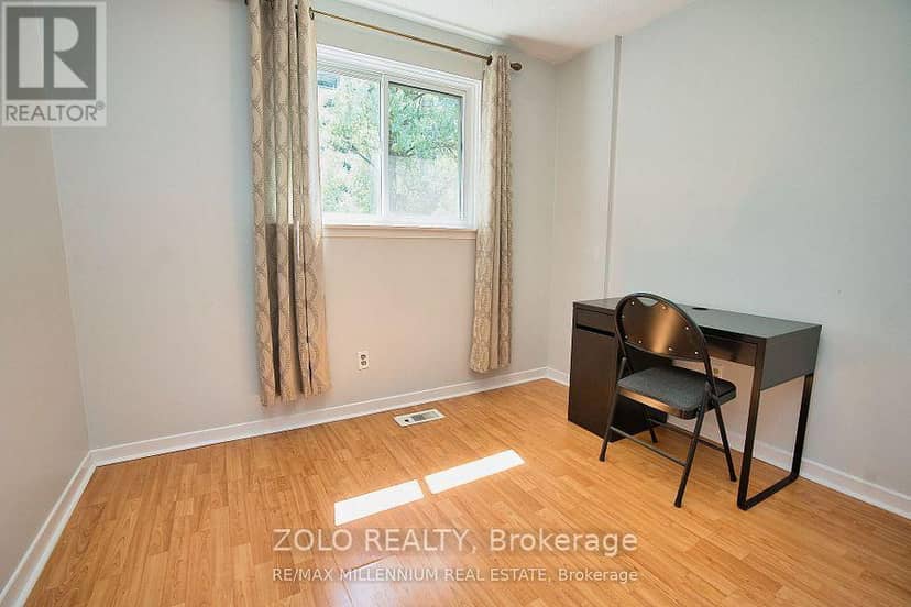 19 - 2700 Battleford Road — photo 10 of 16