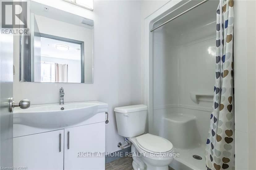 215 - 258B Sunview Street — photo 11 of 11