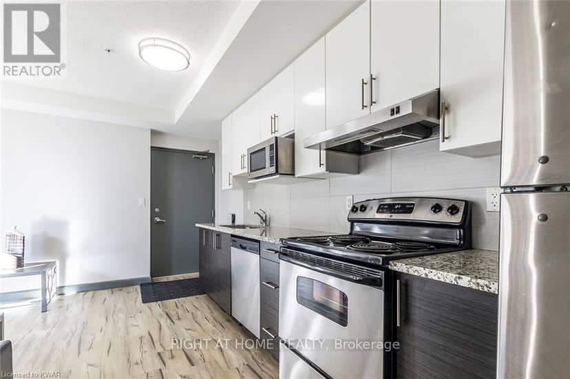 215 - 258B Sunview Street — photo 5 of 11