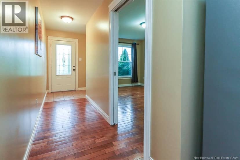 78 Tudor Lane — photo 3 of 40