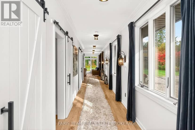 1076 Beaver Lane — photo 15 of 40