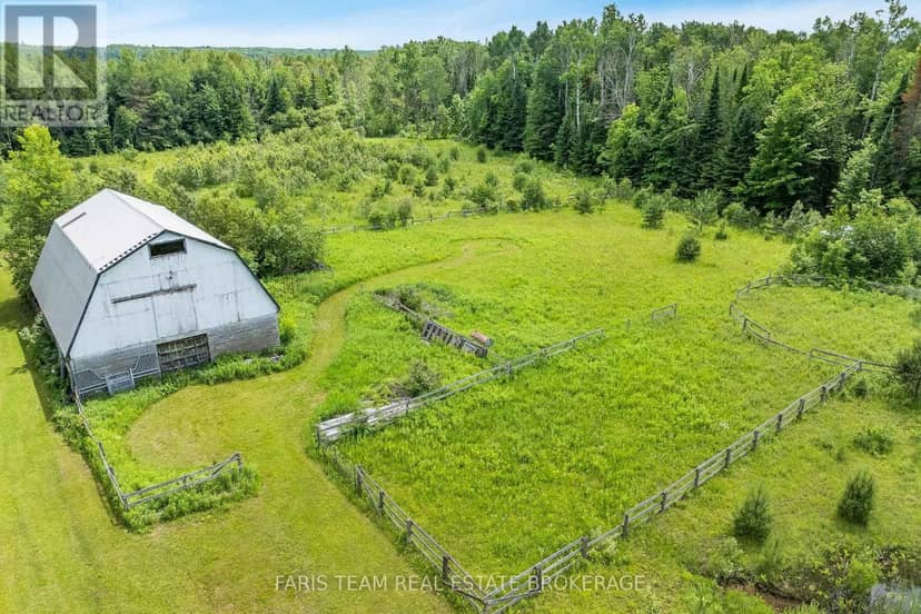 1076 Beaver Lane — photo 39 of 40