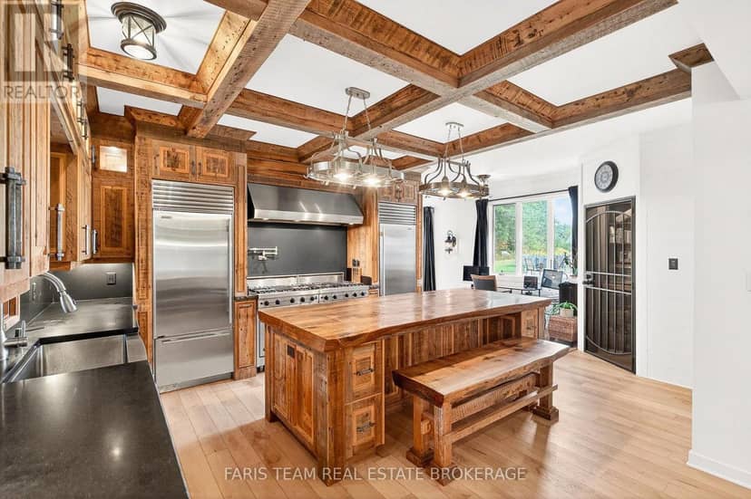 1076 Beaver Lane — photo 5 of 40