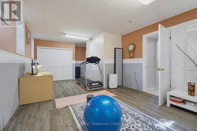 501 Commissioners Road E — photo 33 of 40