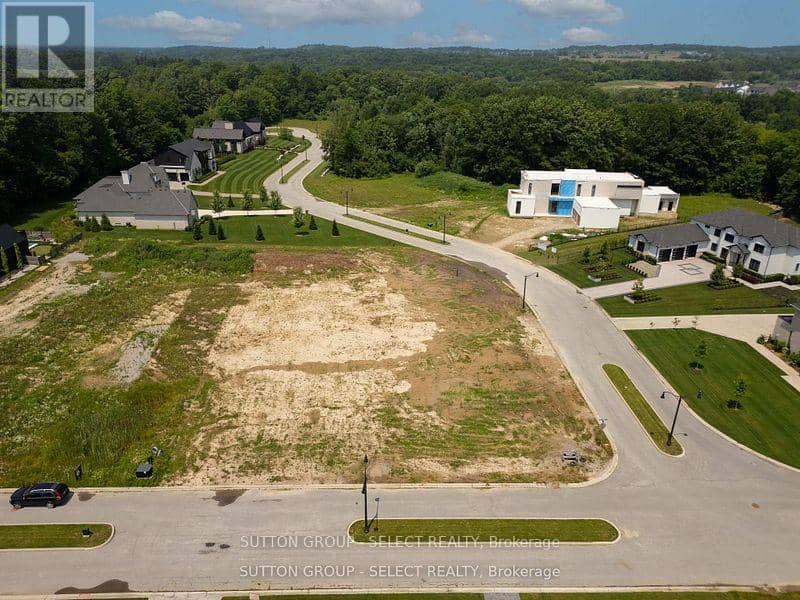 3870 South Winds Drive — photo 4 of 12