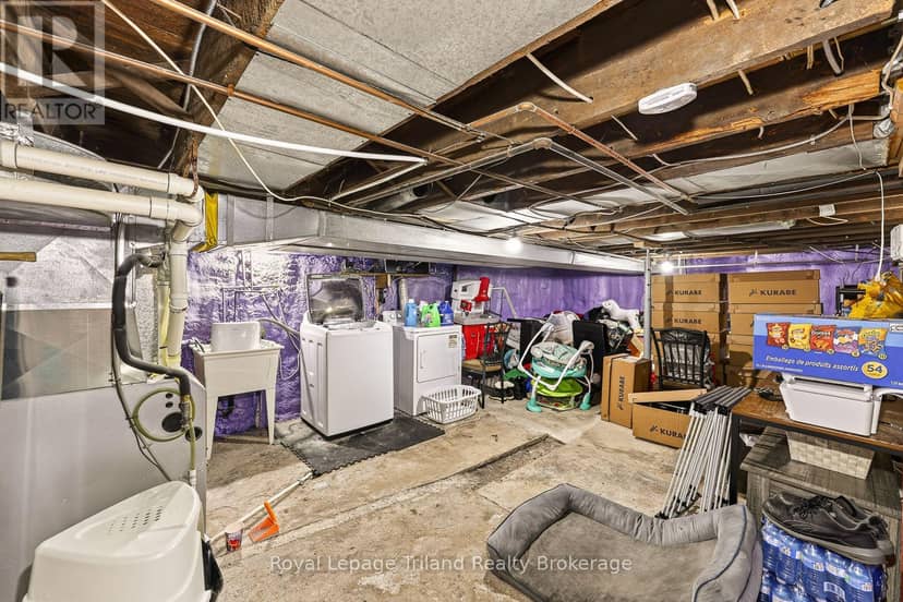 257 Hunter Street — photo 24 of 38