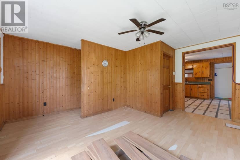 445 Highway 201 — photo 12 of 40